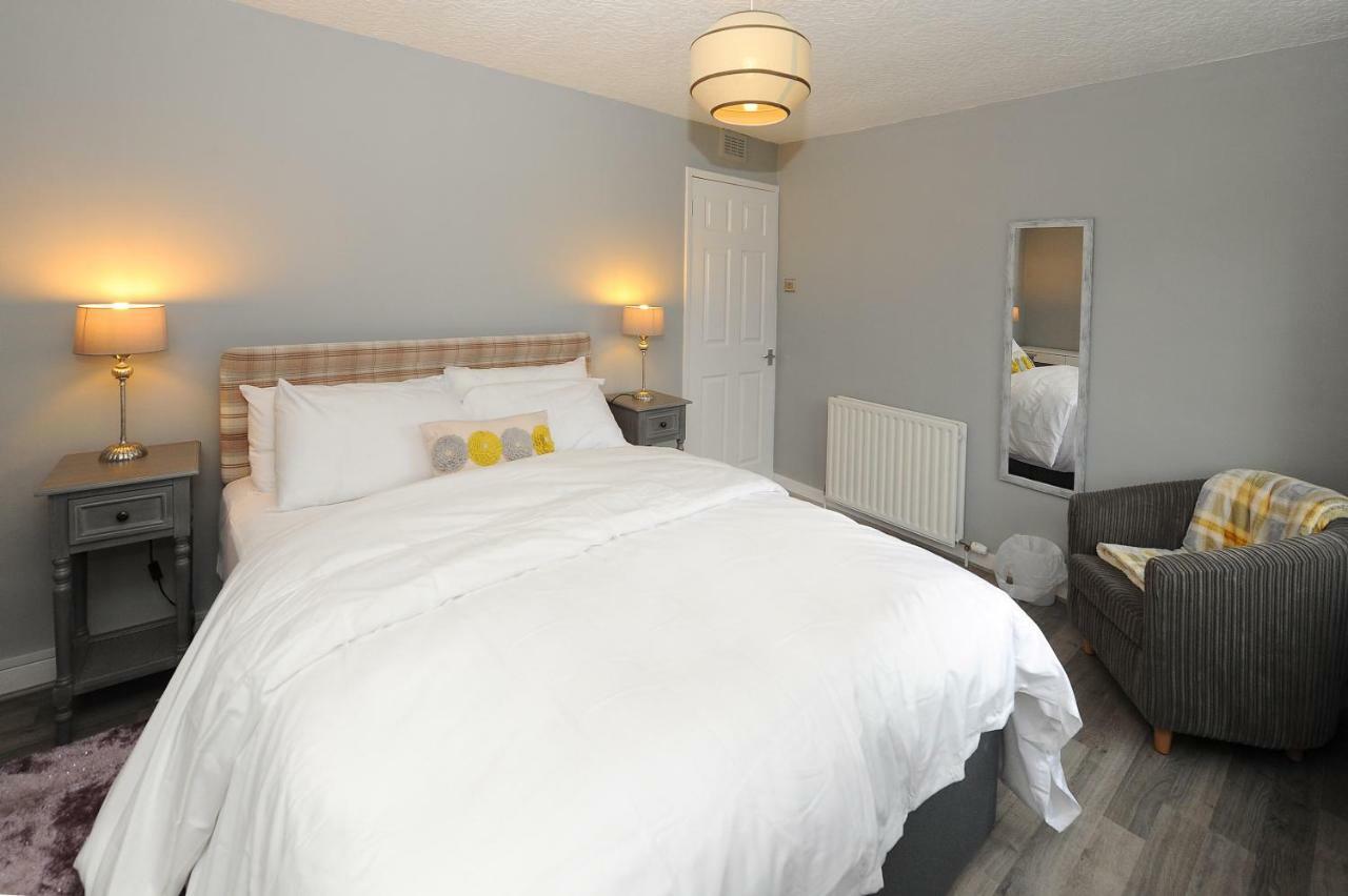 Three Bedroom Spacious House Stirling Exterior foto